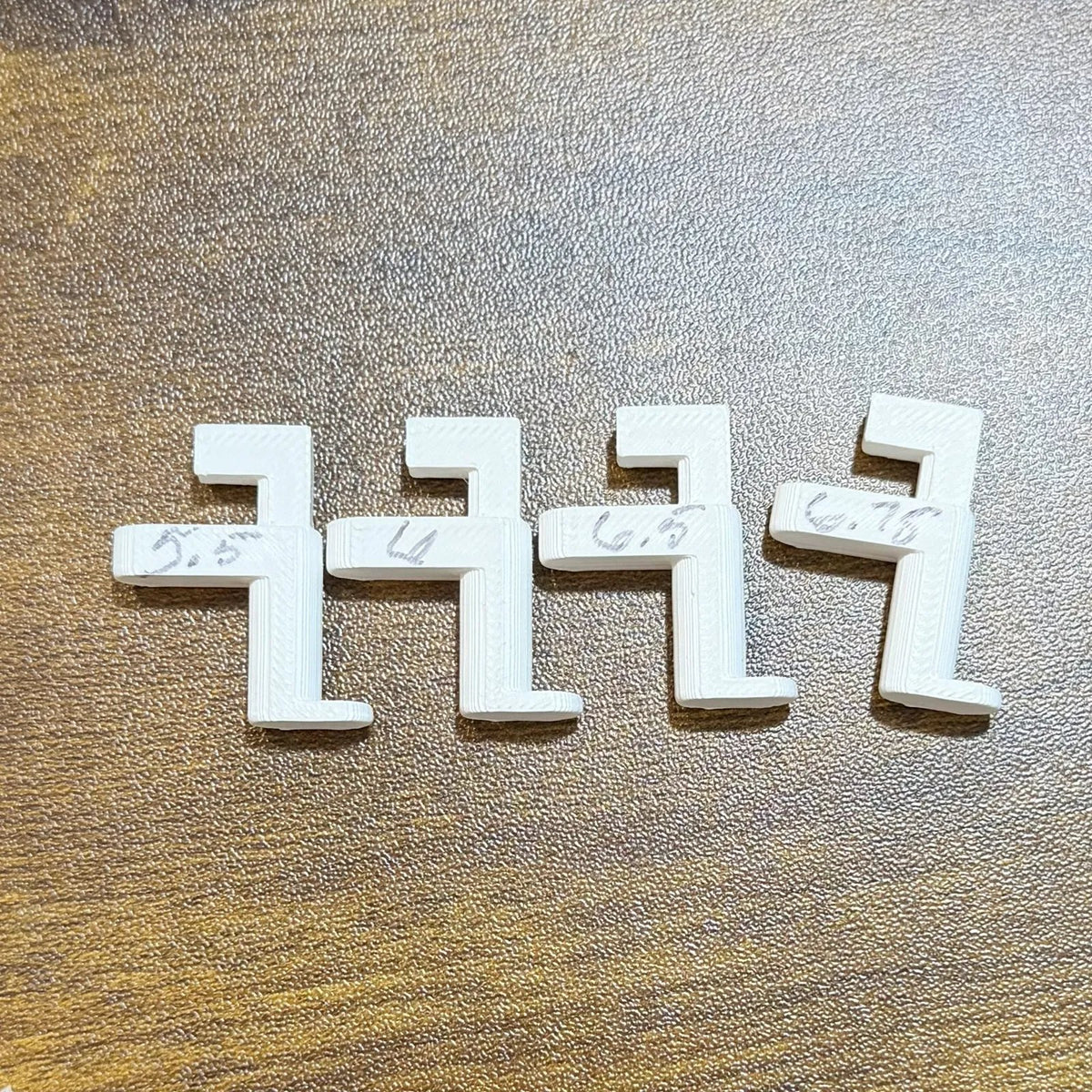 Skadis Board Peg Halterung von HC3D Produktbild