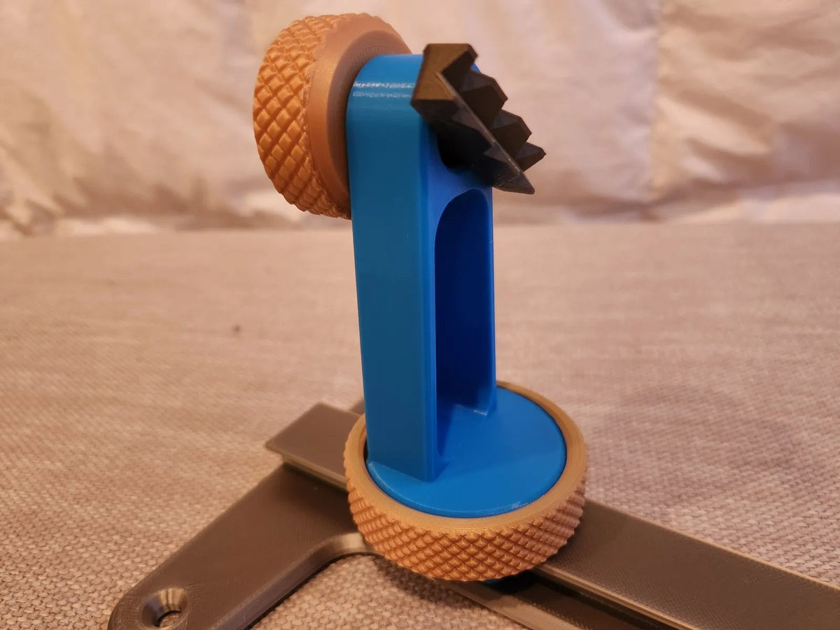 Verstellbar PCB Halter Werkzeug von HC3D Produktbild