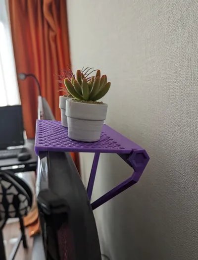 Adjustable Monitor Shelf Fits Any Display – Verstellbares Monitorregal Universelles Bildschirmregal Flexibles Displayregal Anpassbares Monitorregal Bildschirmständer verstellbar by Produktbild