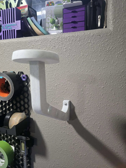 Juanmakes Helmet Hanger V2 – Helmhalterung Helmhaken Helmorganizer Helmbefestigung Helmständer by HC3D Produktbild