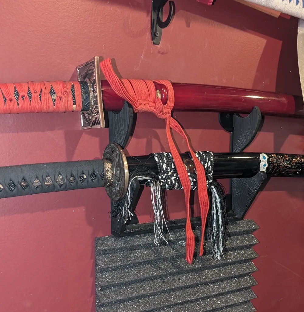 Katana Wall Mount – Katana Halterung Katana Wandaufhängung Katana Präsentation Schwert Wandhalter Katana Display by HC3D Produktbild