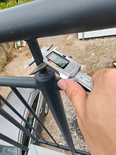 Starlink Gelander Halter – Starlink Halterung Starlink Ständer Starlink Montage Starlink Befestigung Starlink Trägersystem by HC3D Produktbild