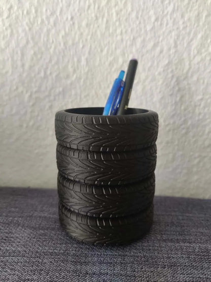 Tire Stack Pen Holder – Stifteschale Stifthalter Desk Organizer Schreibwarenhalter Büroaccessoire by HC3D Produktbild